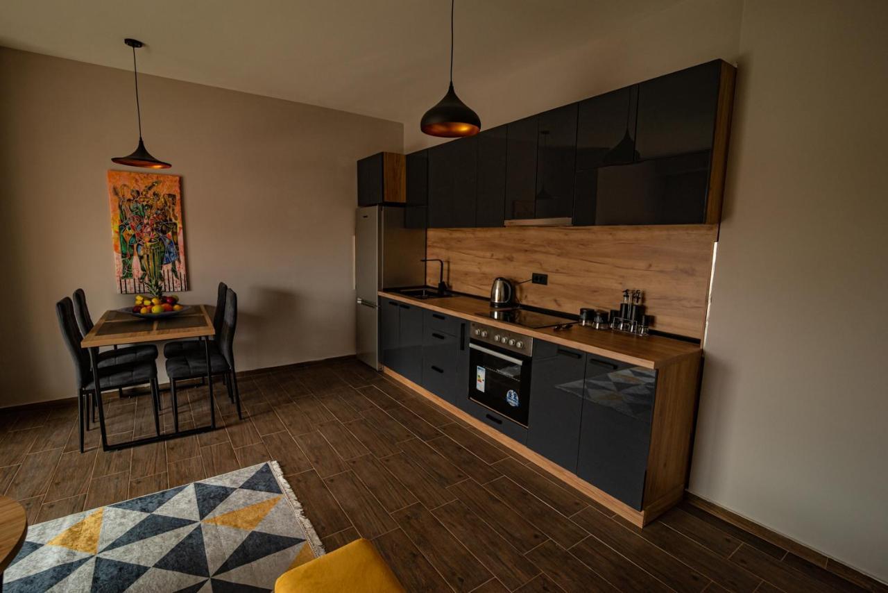E&S Luxury Suite Apartments Ohrid Exterior photo